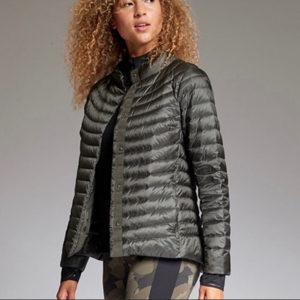 Athleta Downkind Goose Down Packable Puffer Jacket Size M